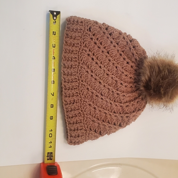 Handmade Winter Hat - Picture 4 of 5